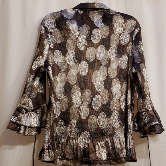 DRESSBARN Woman Button-Down Top - Picture 4 of 6